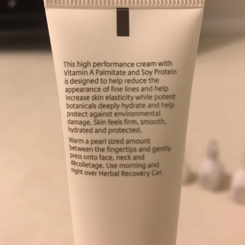 Jurlique Balancing Day Cream - Picture 3 of 3